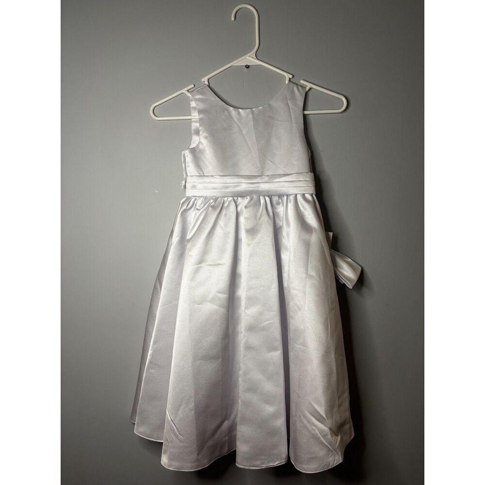 Flower girl dress - Size 4T - all white satin and removable bow